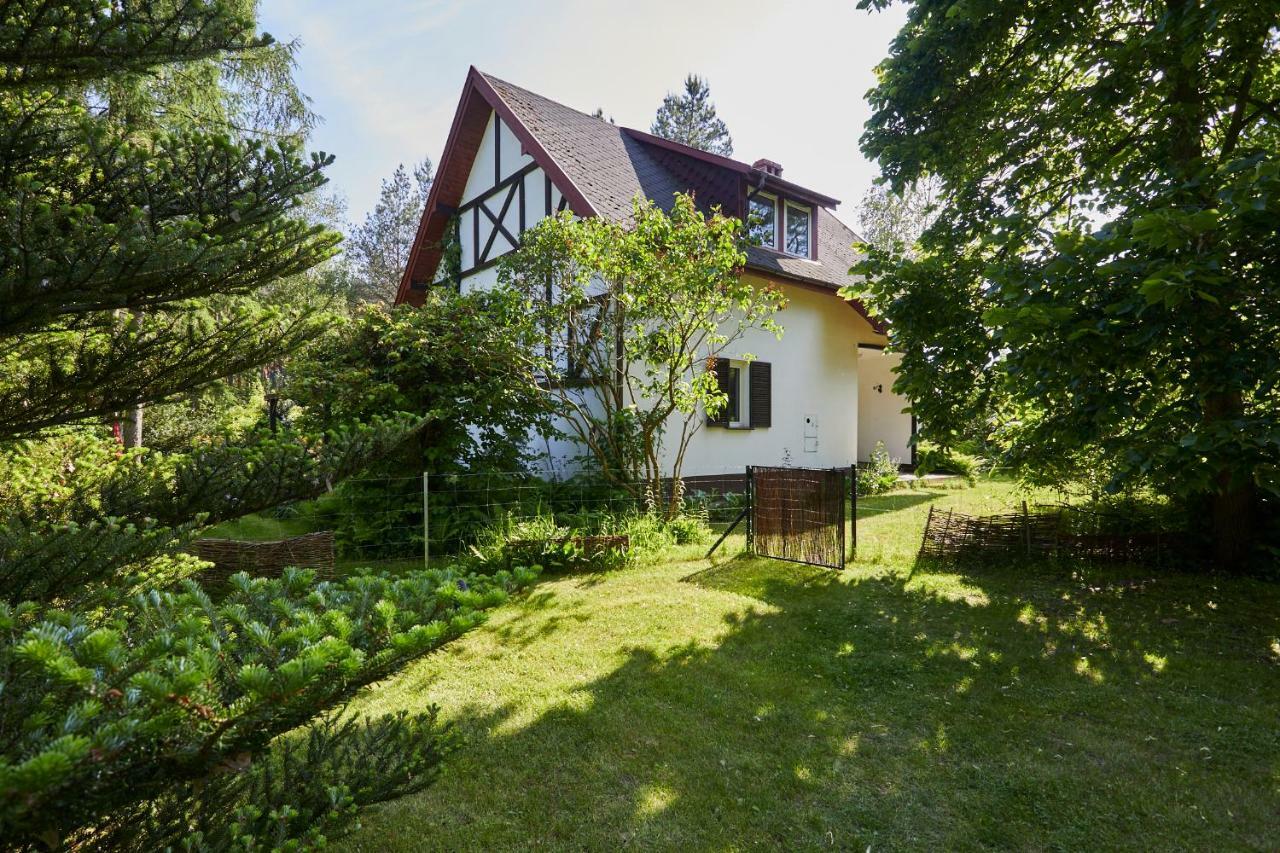 Pod Lasem Ludwinow Exterior photo